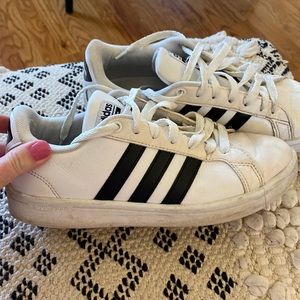 Adidas sneakers size 6